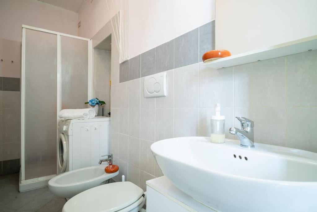 River Apartment - Affitti Brevi Italia Lecco Exterior photo